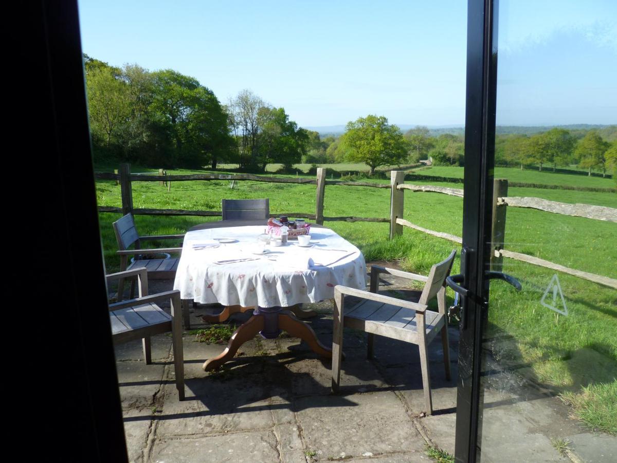 Moaps Farm Support Small Business, Welcome, Check In From 5 Pm Bed & Breakfast 4*