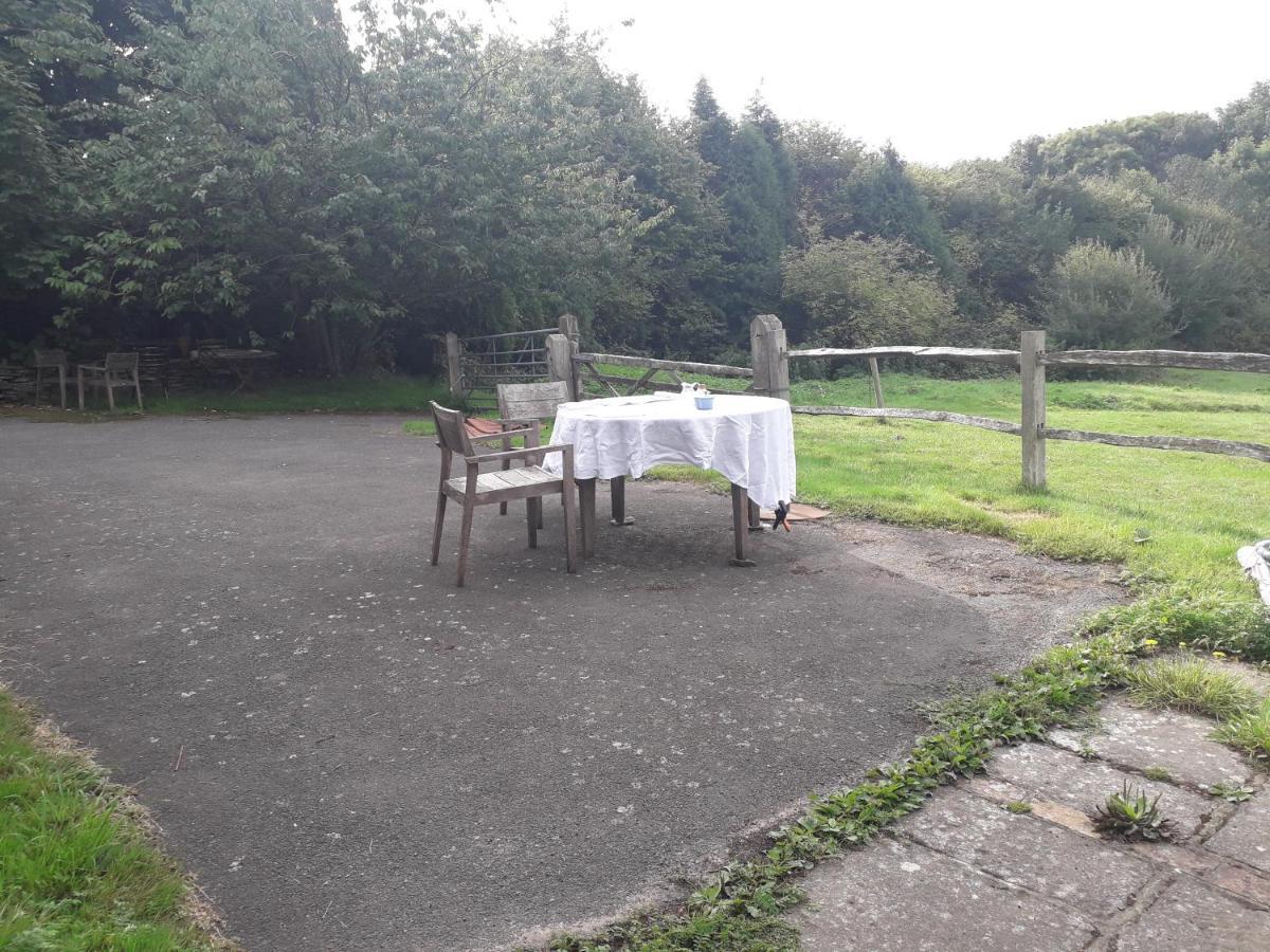 Moaps Farm Support Small Business, Welcome, Check In From 5 Pm Bed & Breakfast